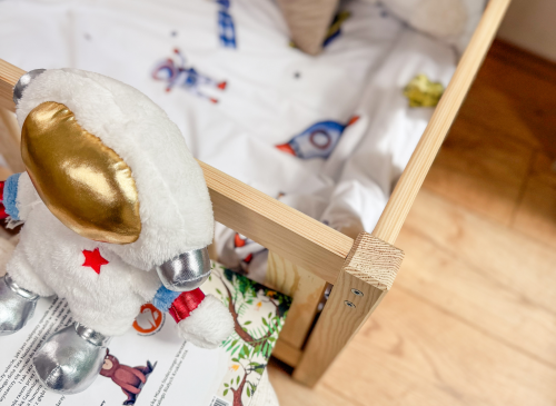 BELLA 90x190 furu enkelsäng för barn Lano Möbler