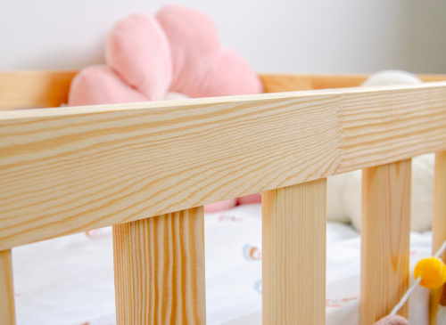 BELLA 90x200 furu enkelsäng för barn Lano Möbler