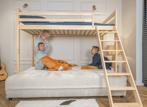 SAVIO 90x200/140x200 furu loftsäng med utdragbar sofa tyg beige perfect harmony 02 Lano Möbler