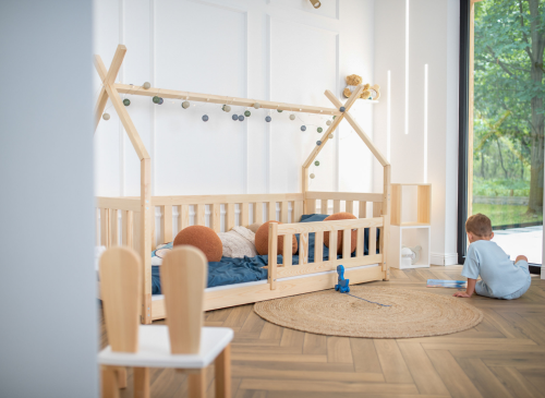 BOGUŚ 80x180 furu barnsäng tipi-inhägnad Lano Möbler