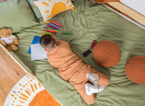 FINI 140x200 furu enkelsäng för barn Lano Möbler