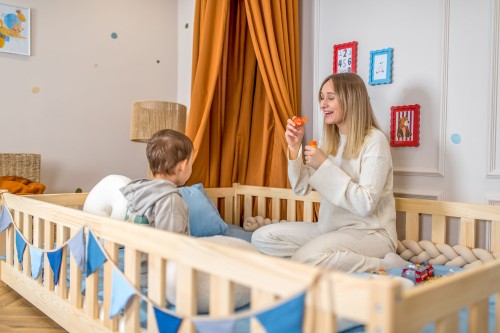 LEVI 140x200 furu Barnsäng Spjälsäng Lano Möbler