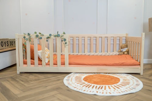 CONCEPT 80x200 furu barnsäng inhägnad Lano Möbler